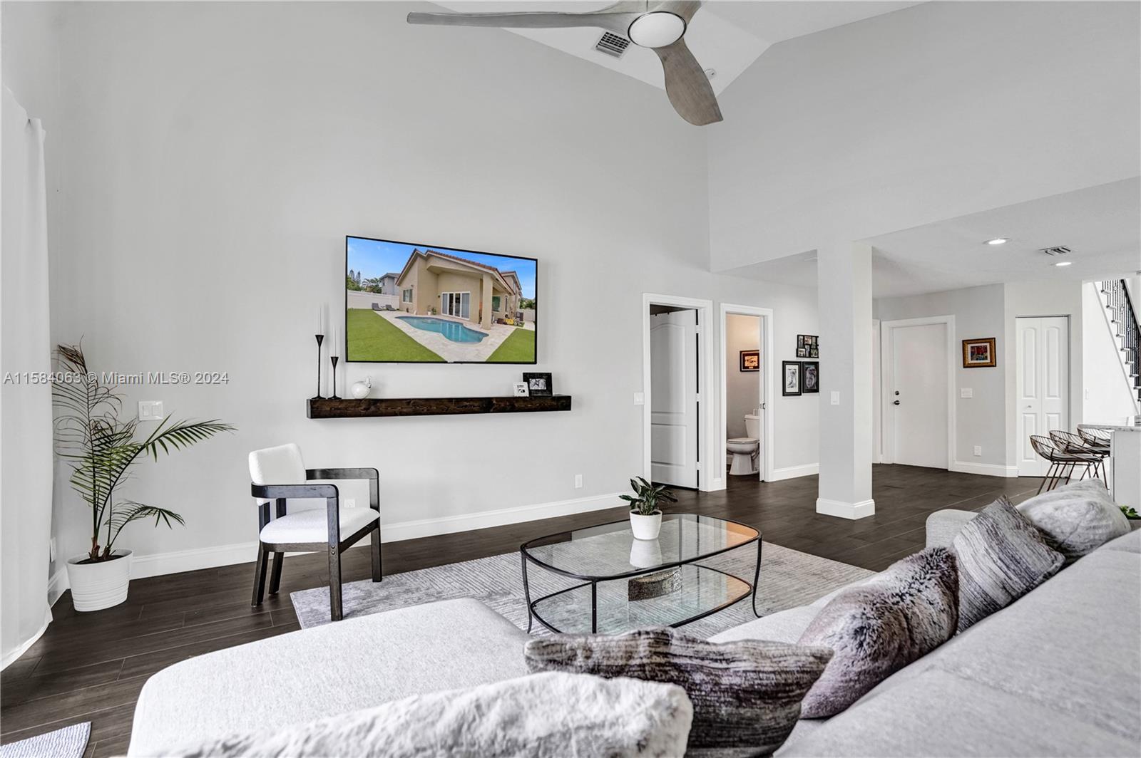1038 NW 116th Ave