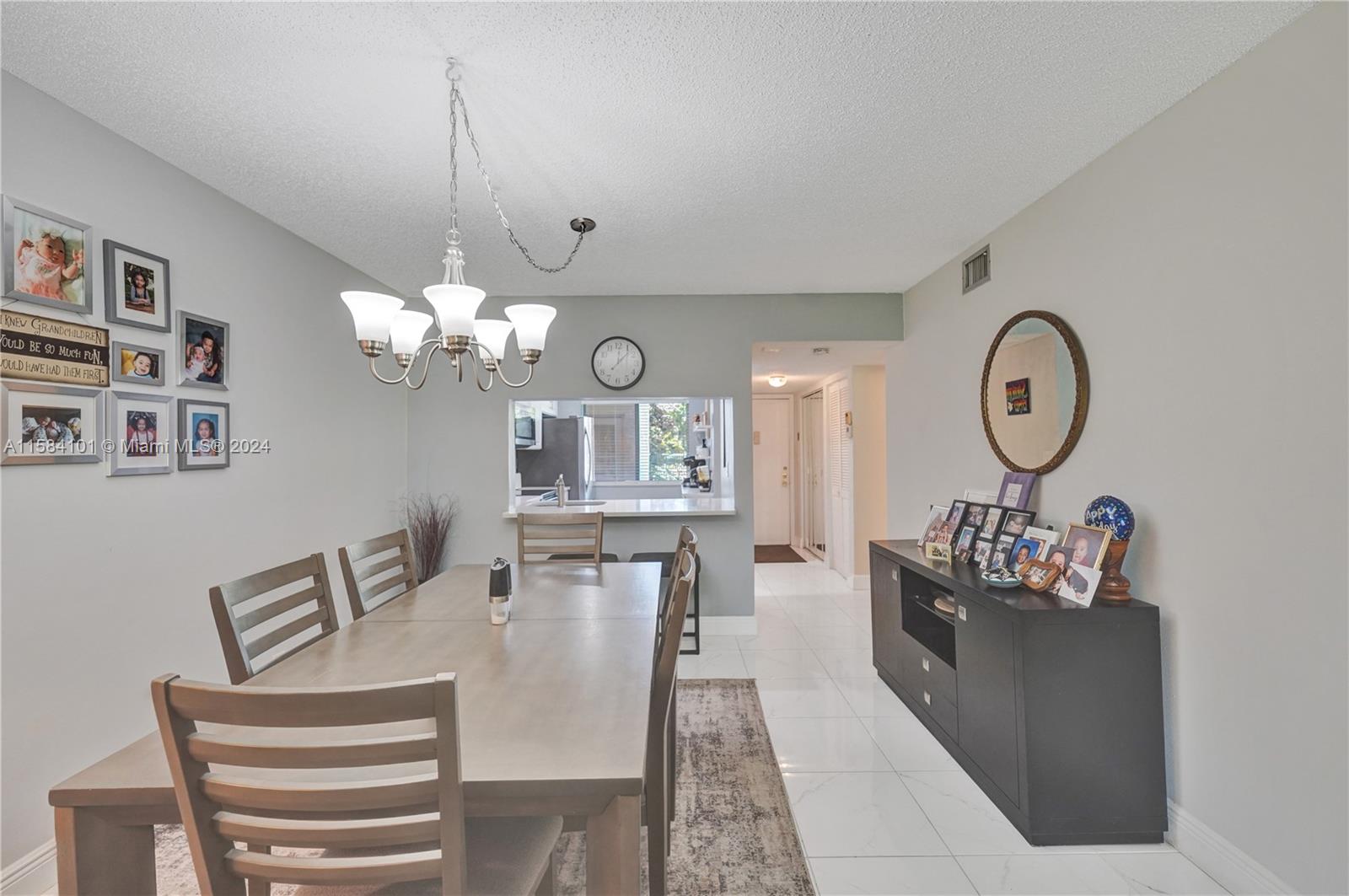 3772 Inverrary Blvd # 107