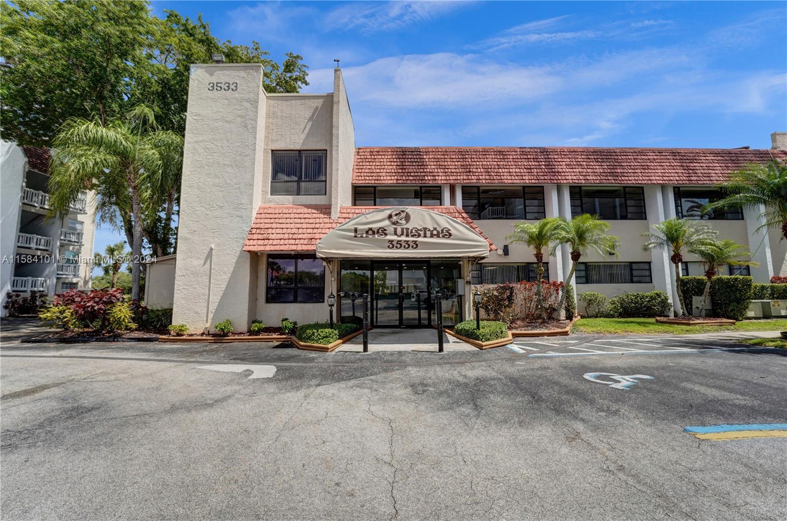 3772 Inverrary Blvd # 107
