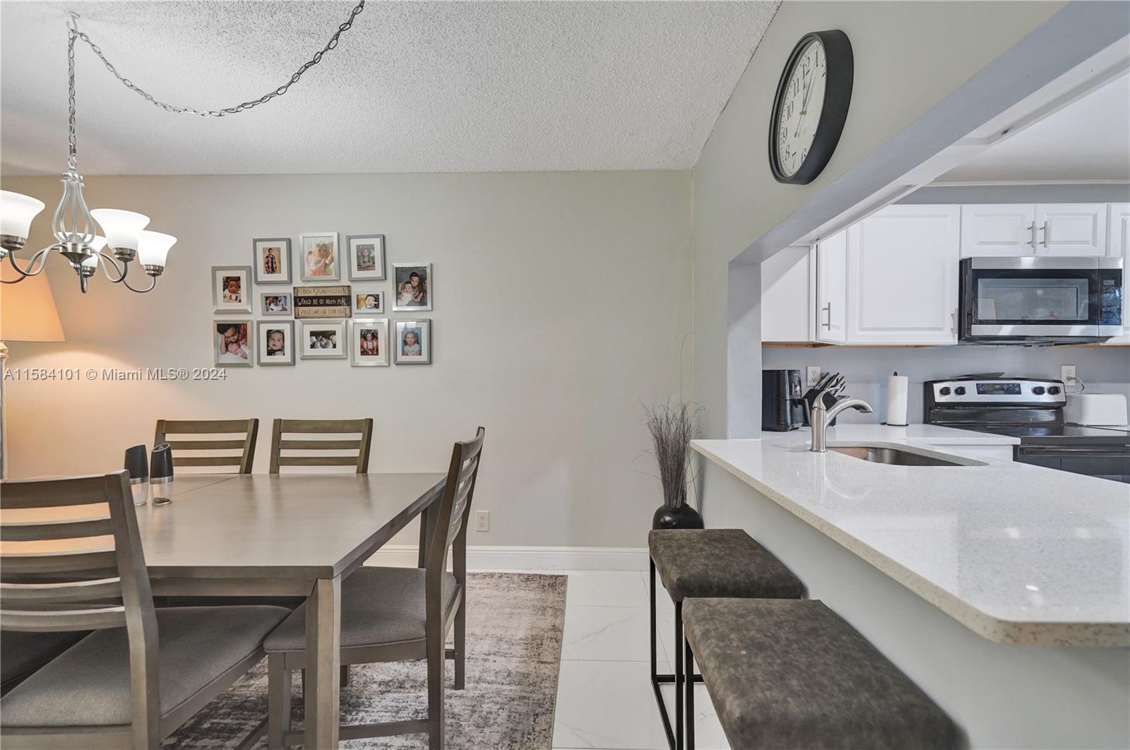 3772 Inverrary Blvd # 107