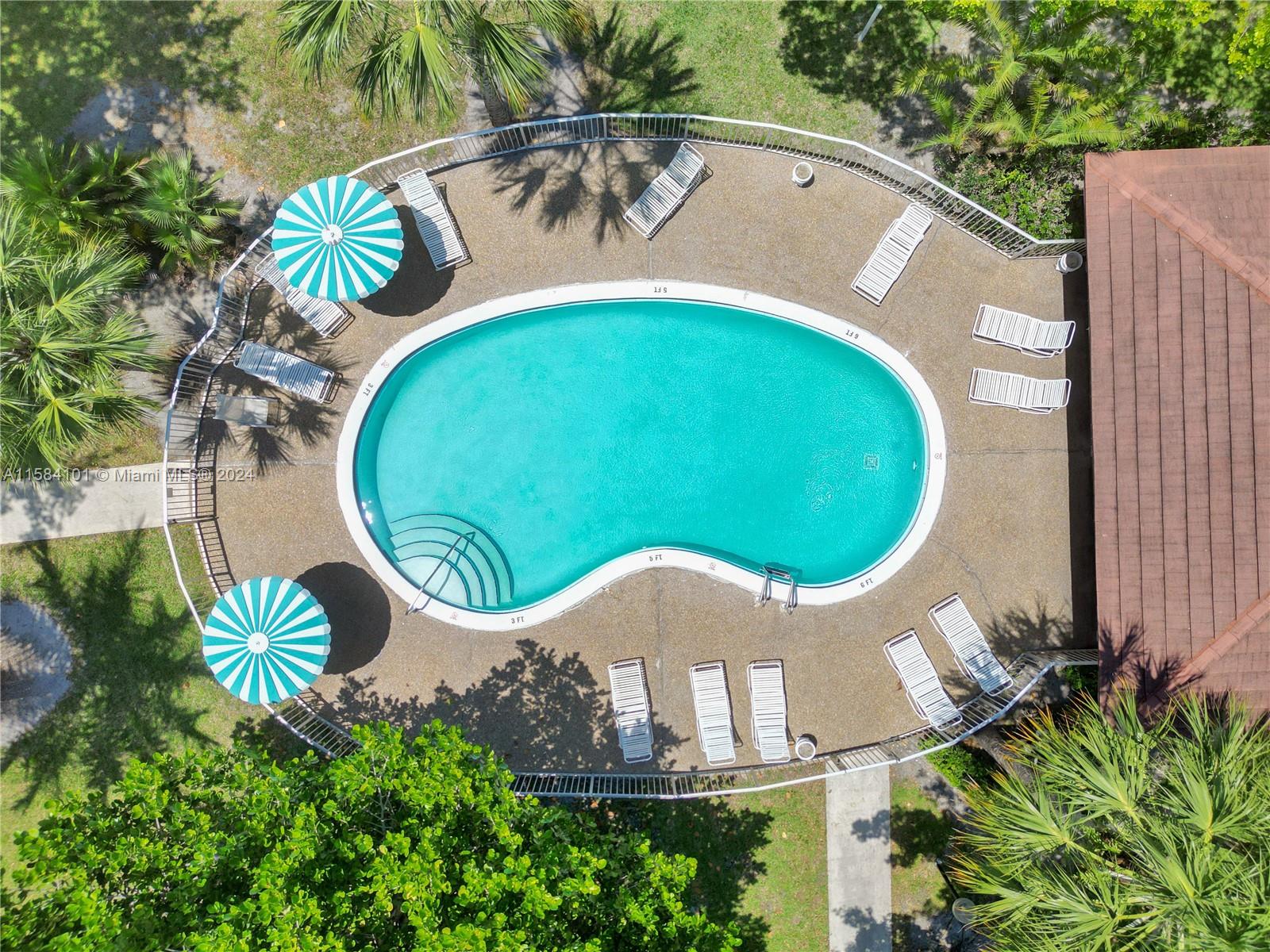 3772 Inverrary Blvd # 107