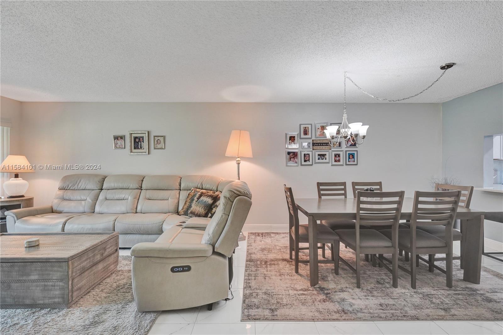 3772 Inverrary Blvd # 107