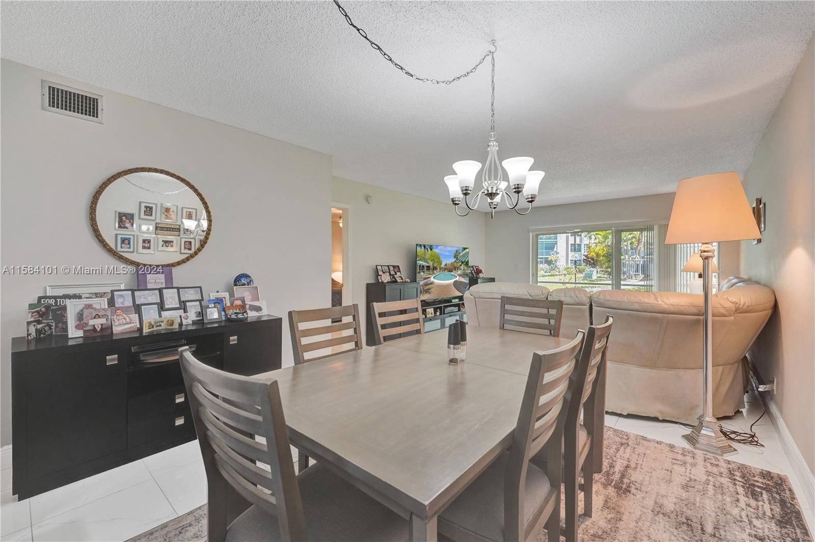 3772 Inverrary Blvd # 107