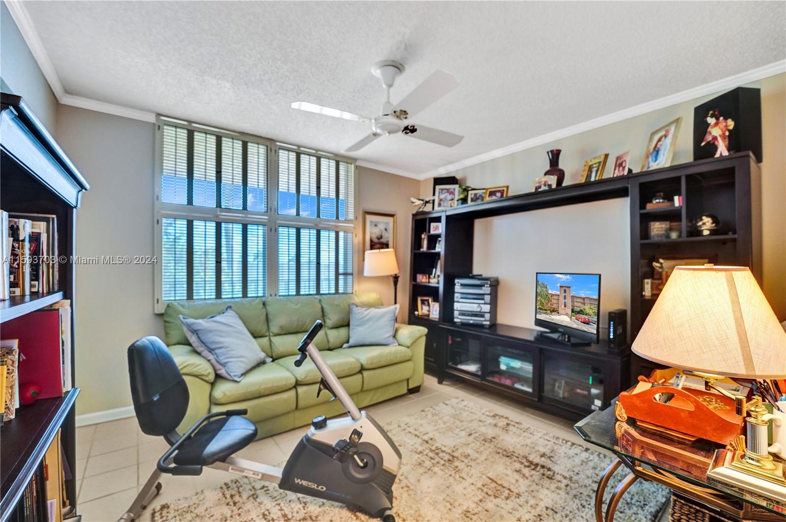 7210 Lake Cir Dr # 407