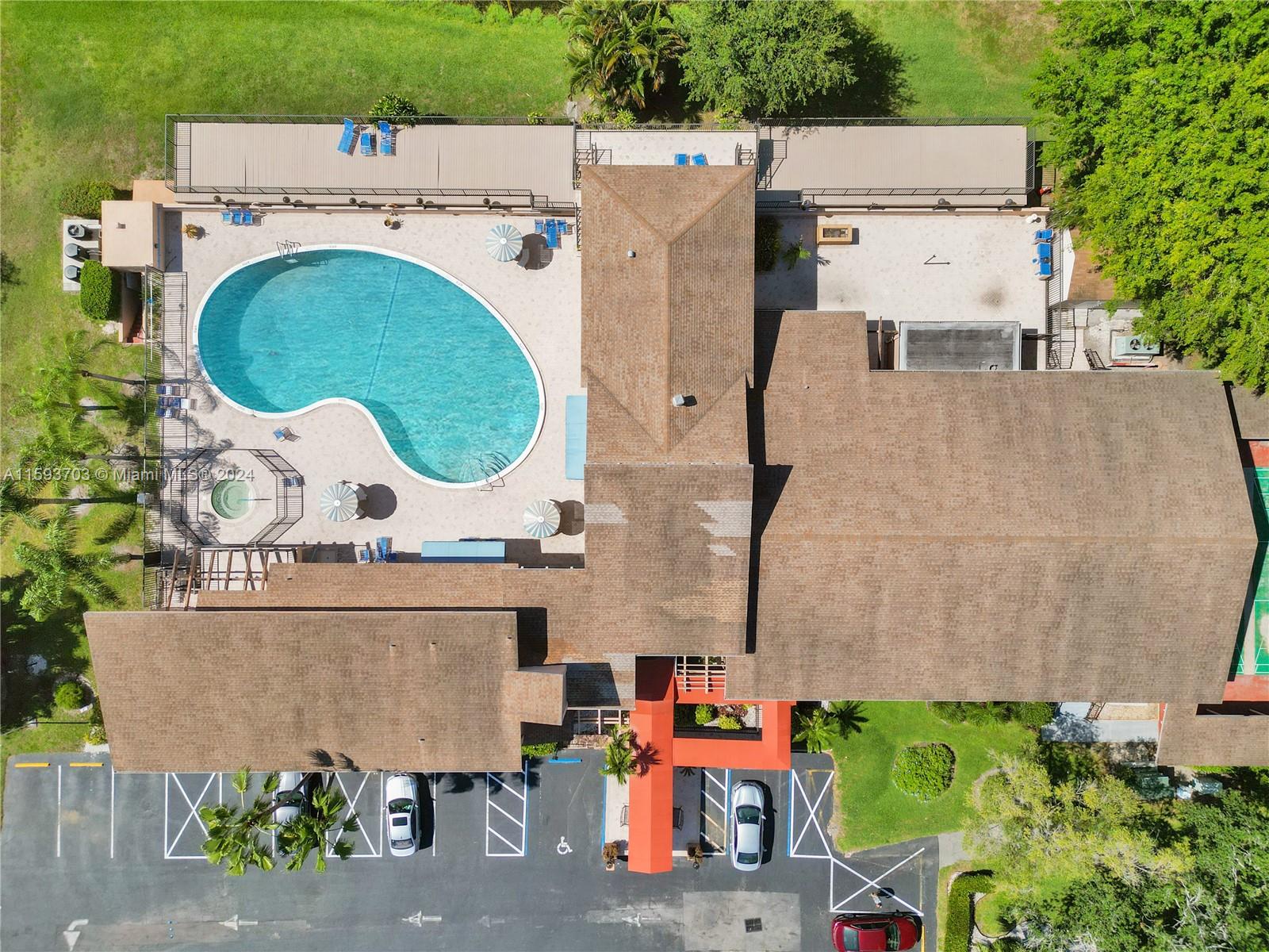 7210 Lake Cir Dr # 407