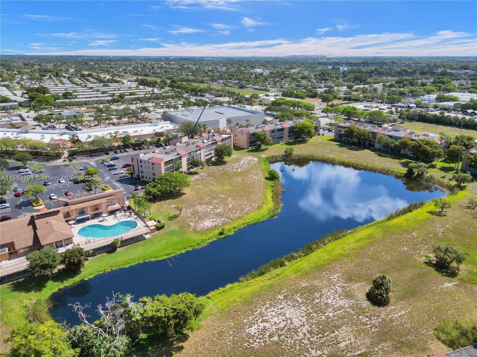 7210 Lake Cir Dr # 407