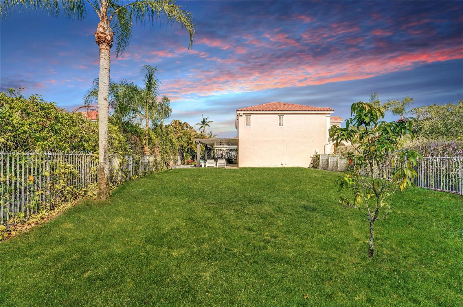 1324 Banyan Way
