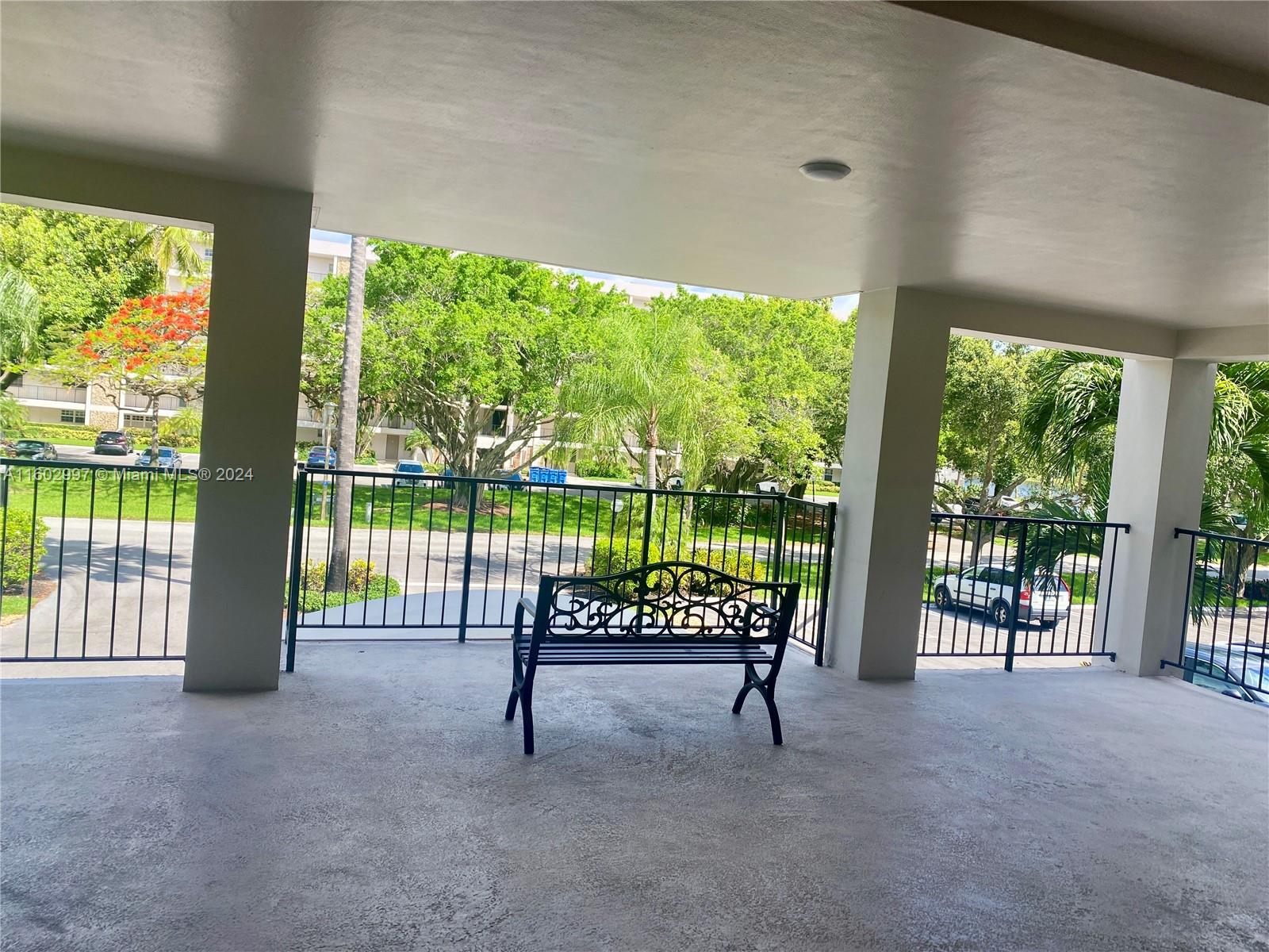 2800 N Palm Aire Dr # 205