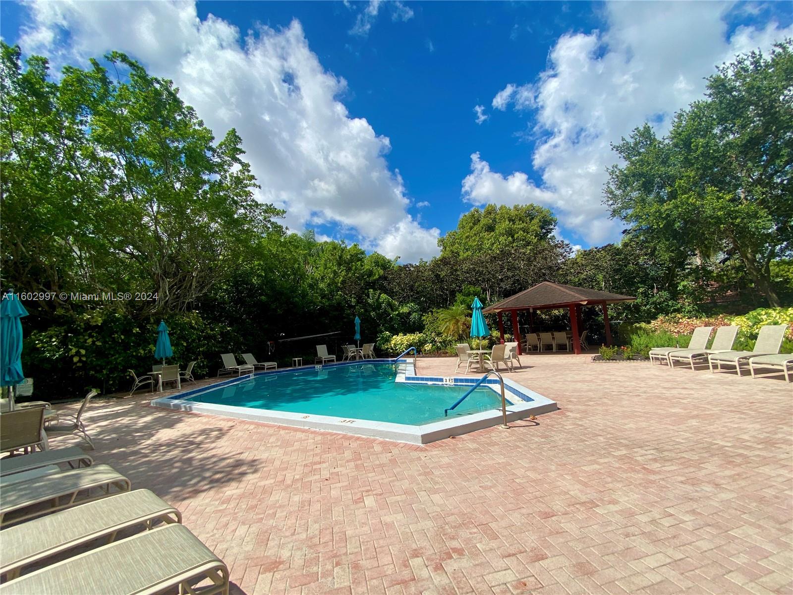 2800 N Palm Aire Dr # 205