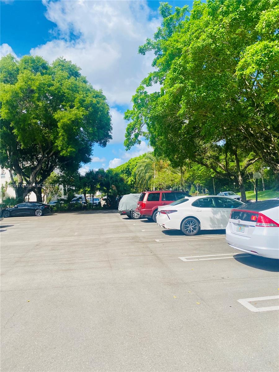 2800 N Palm Aire Dr # 205