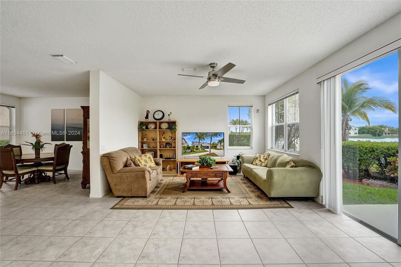 689 Vista Meadows Dr