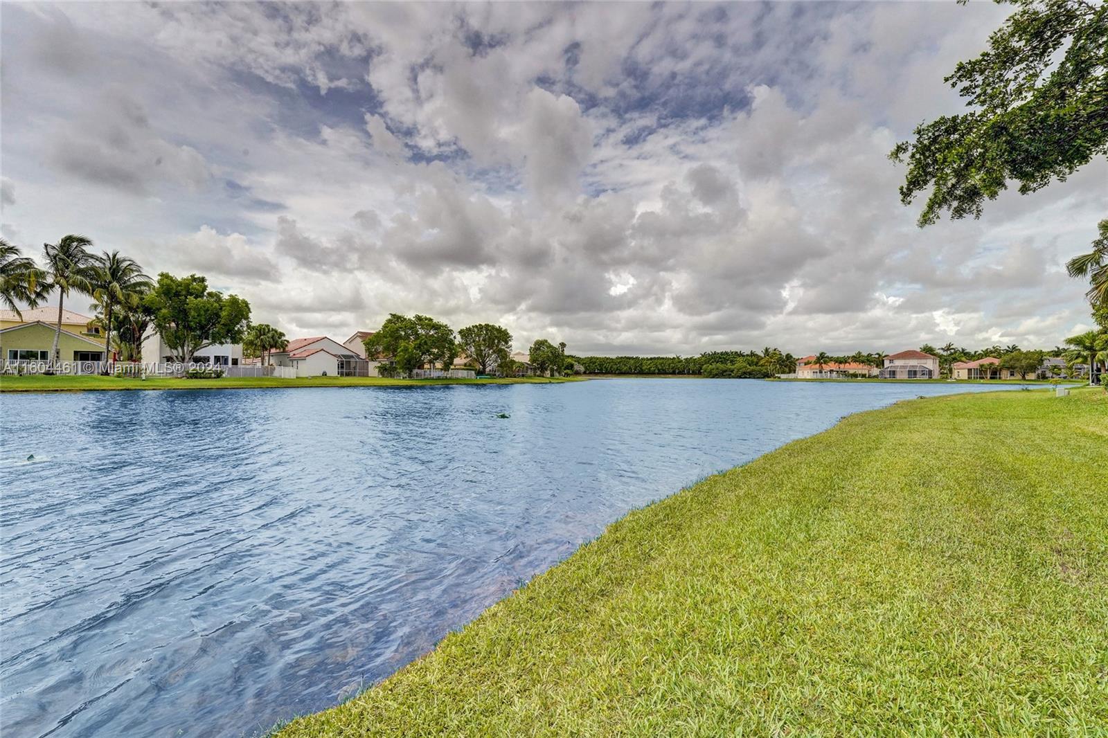 689 Vista Meadows Dr