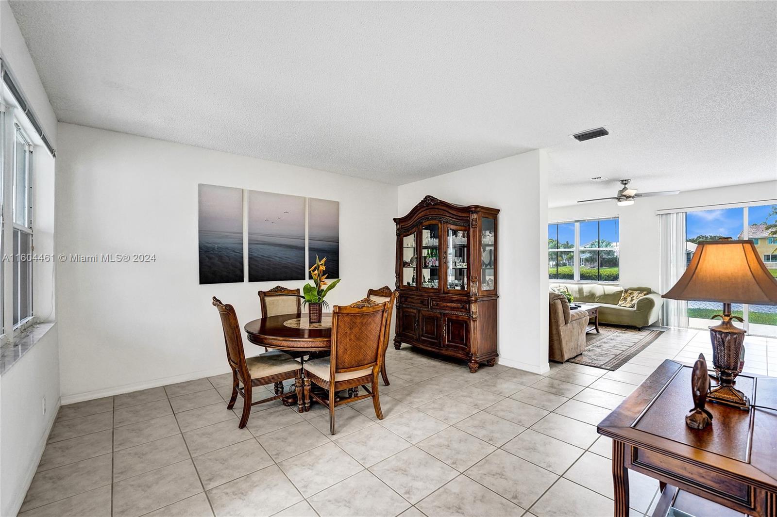 689 Vista Meadows Dr