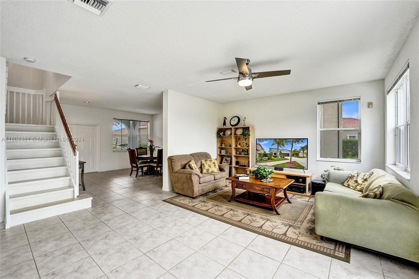 689 Vista Meadows Dr