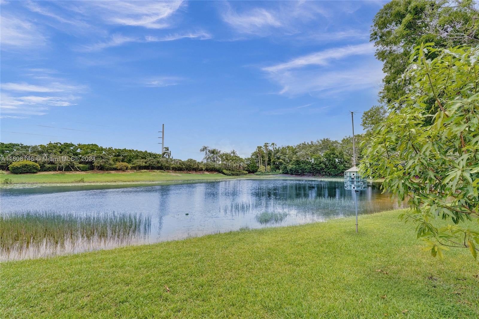 400 Alexandra Cir
