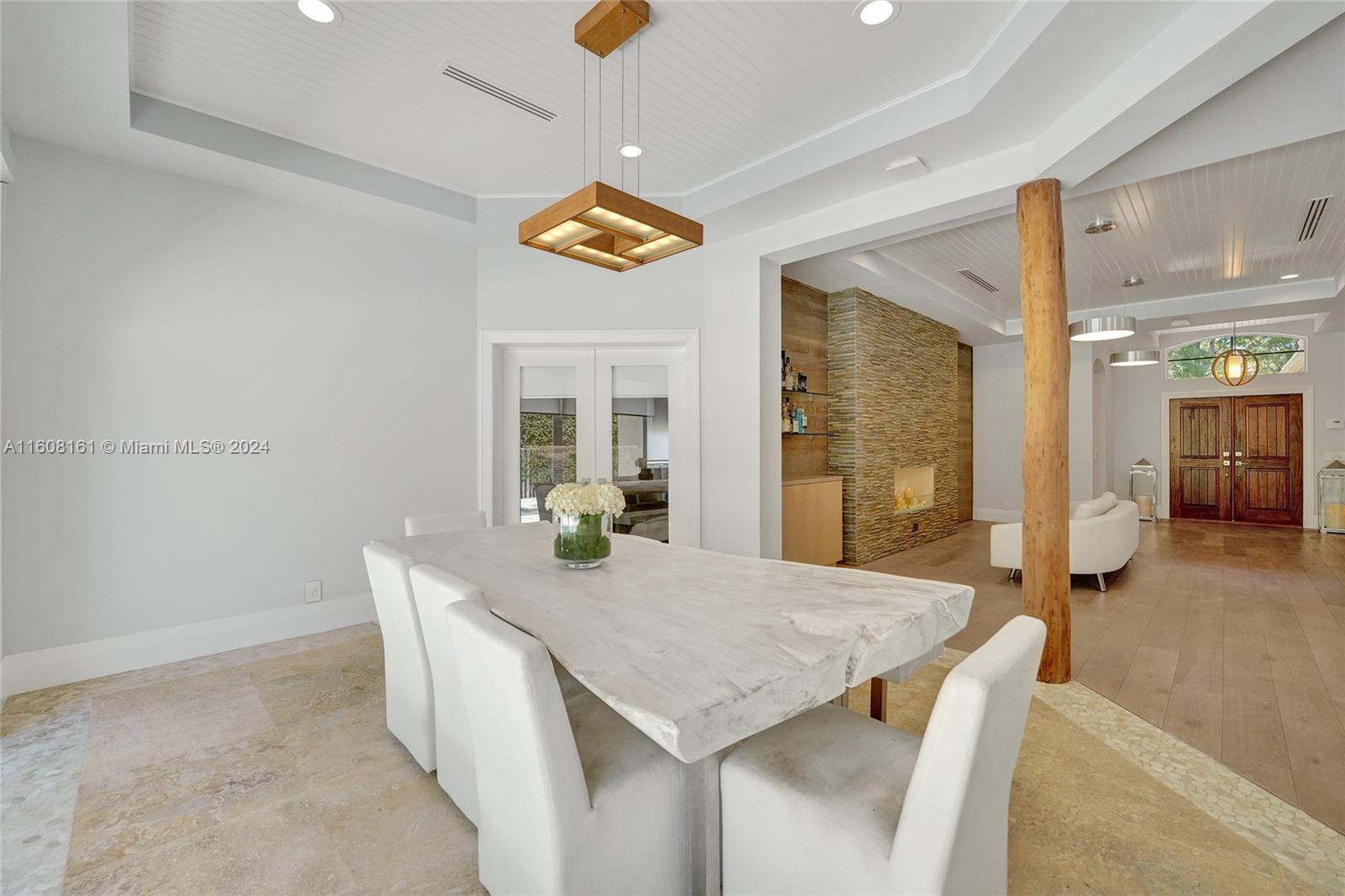 1019 Nandina Dr