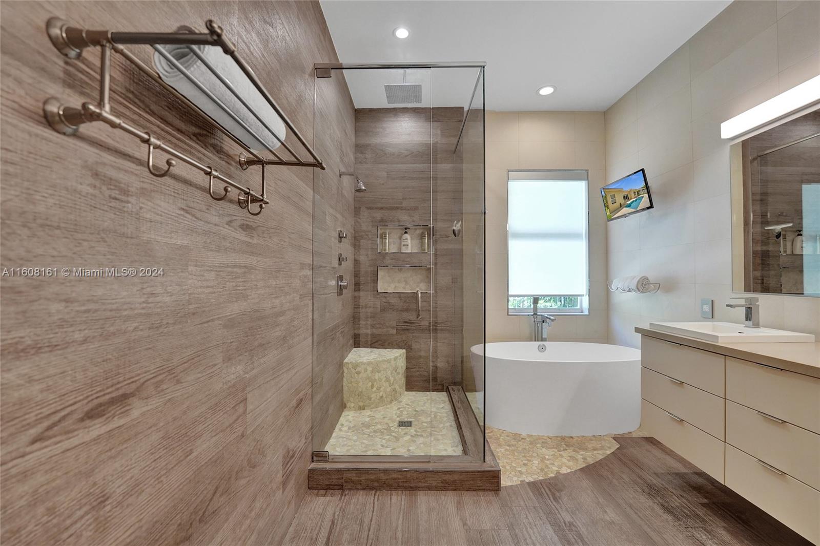 1019 Nandina Dr