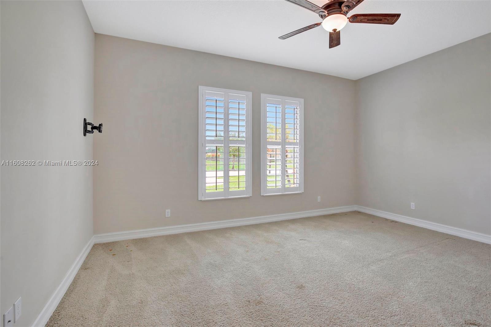 5303 N Sterling Ranch Cir