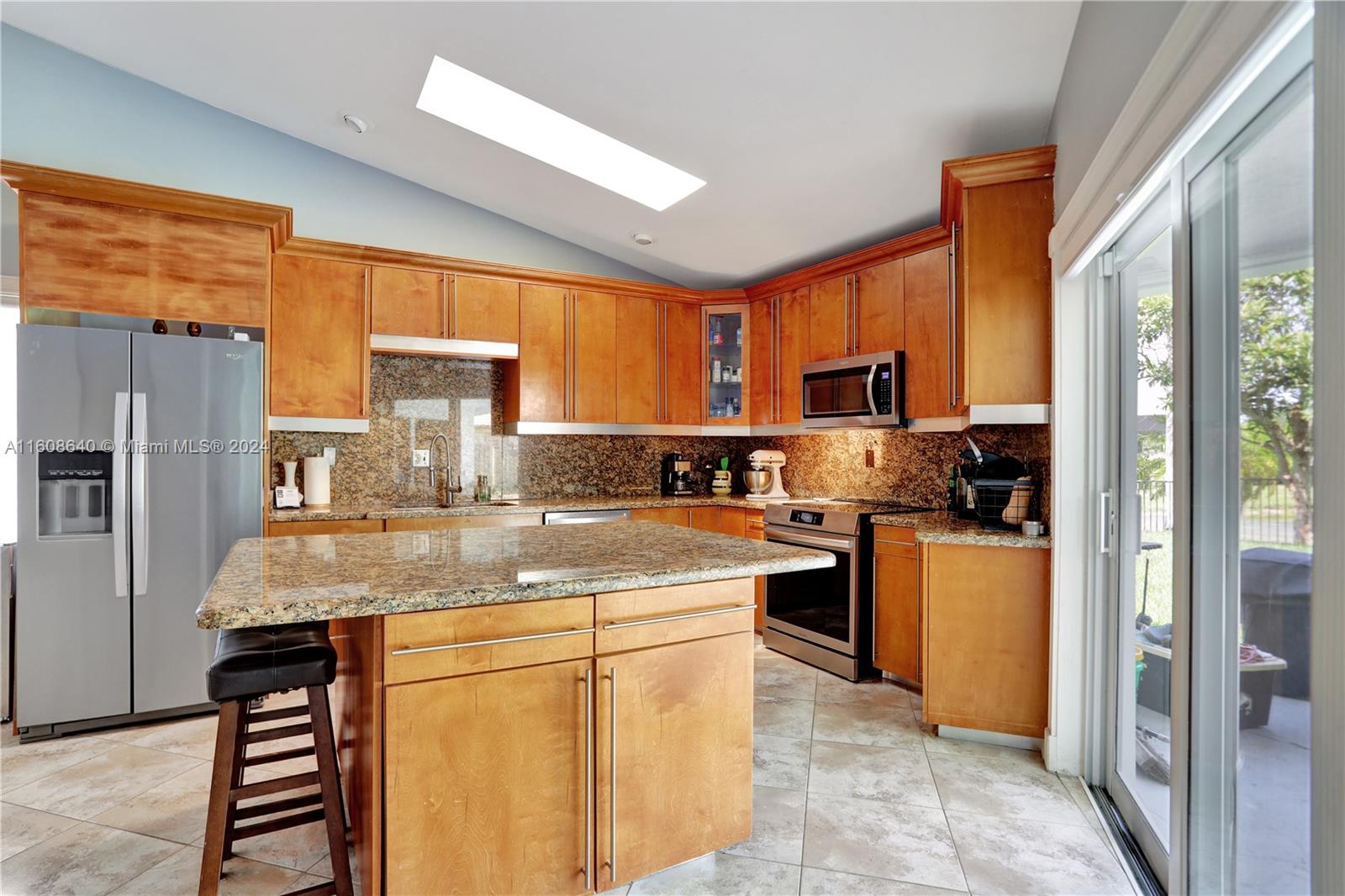 585 NW 113th Ter