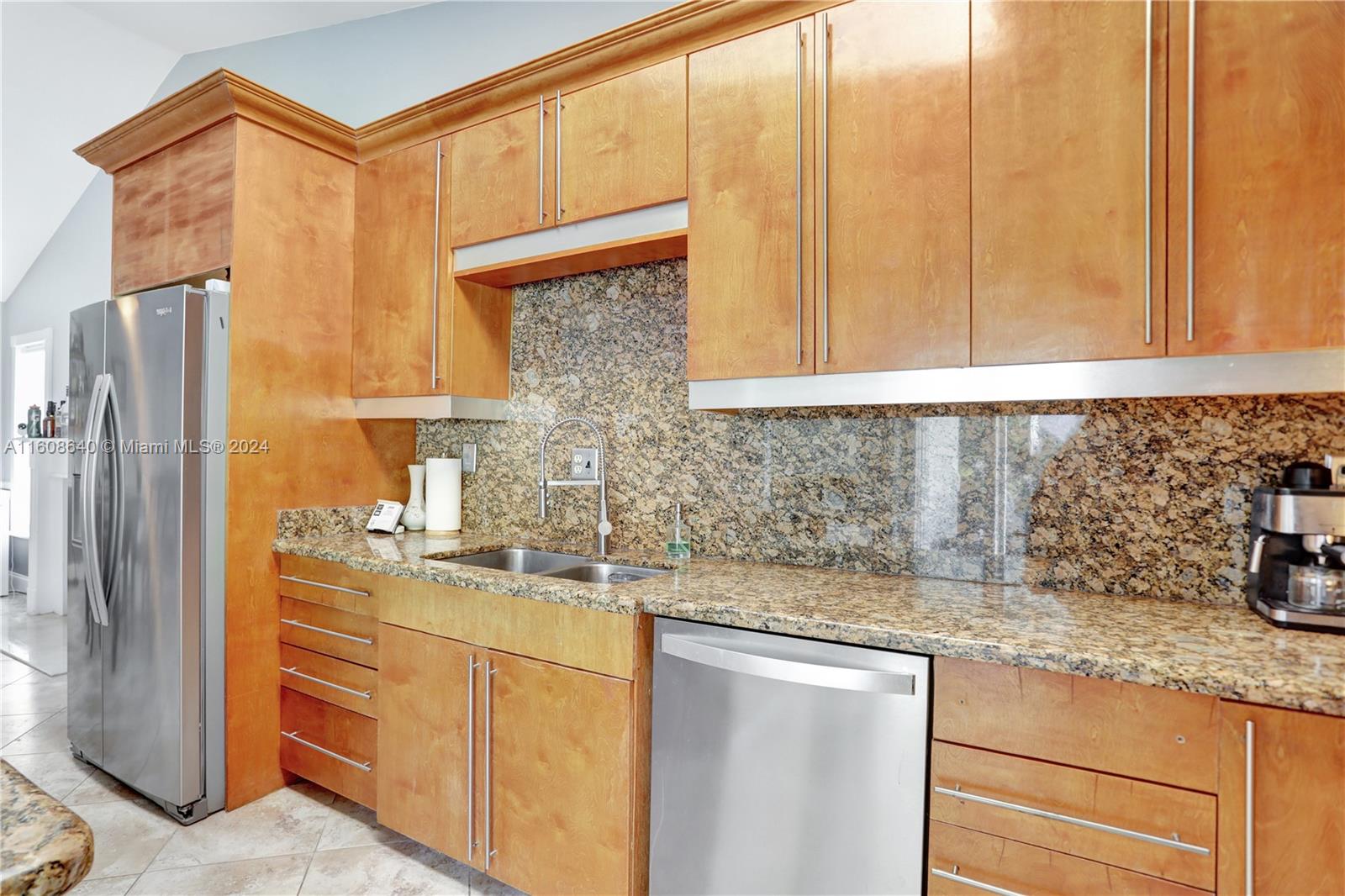 585 NW 113th Ter