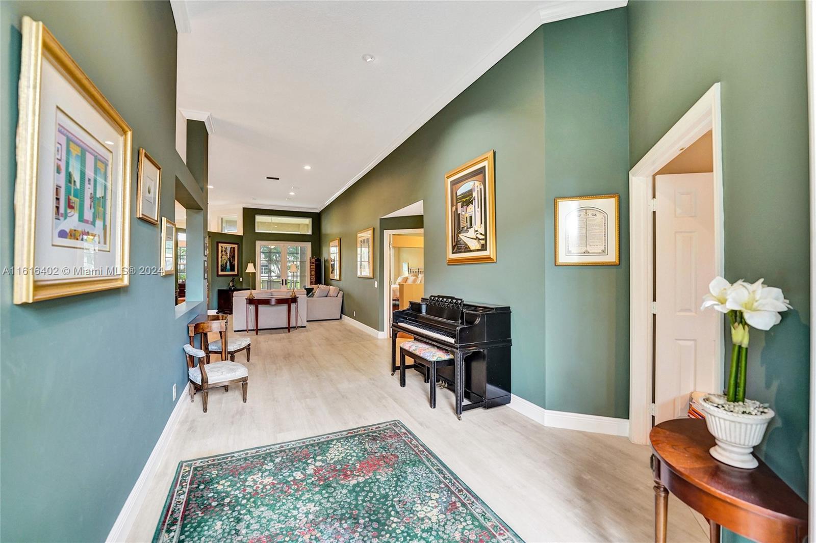 2545 Jardin Terrace
