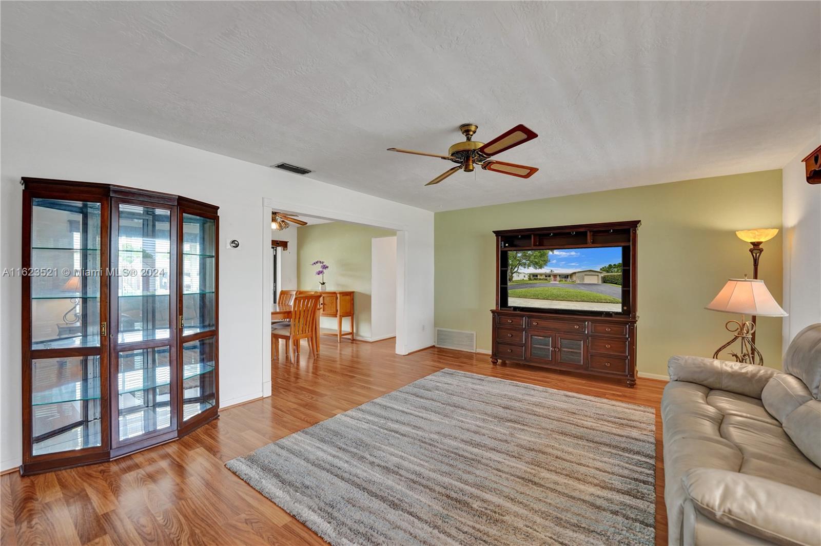1610 NW 122nd Ave