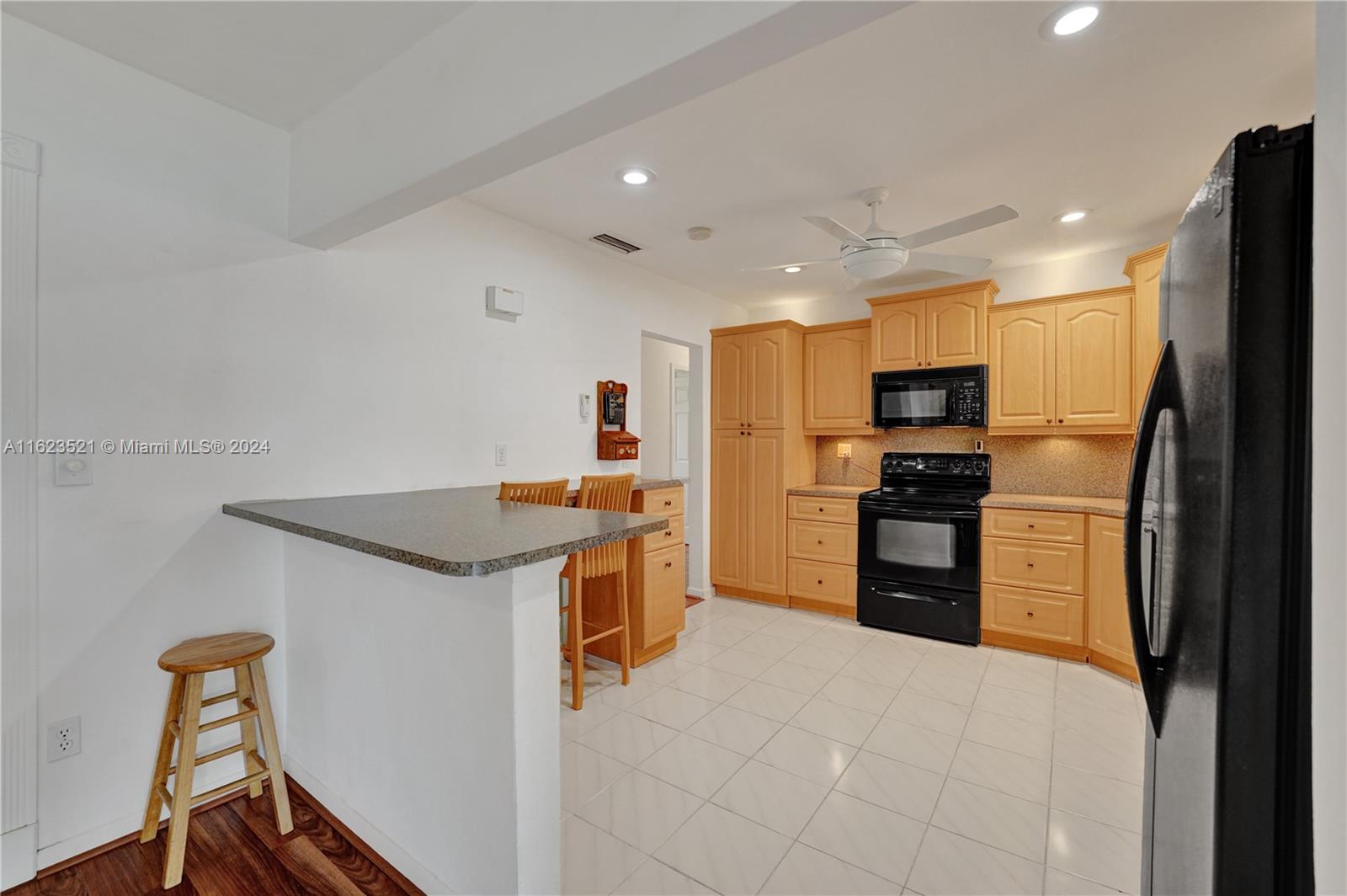 1610 NW 122nd Ave