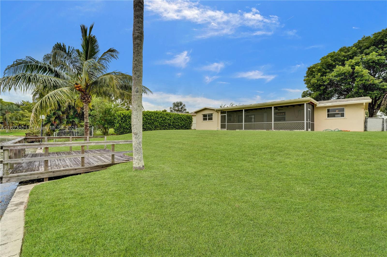 1610 NW 122nd Ave