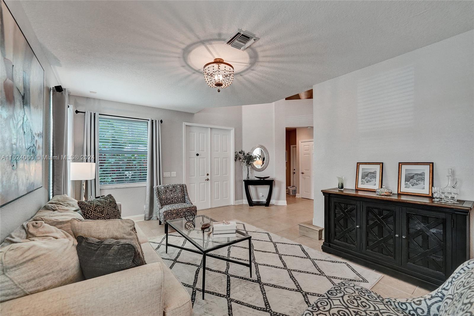 4115 Boston Ct