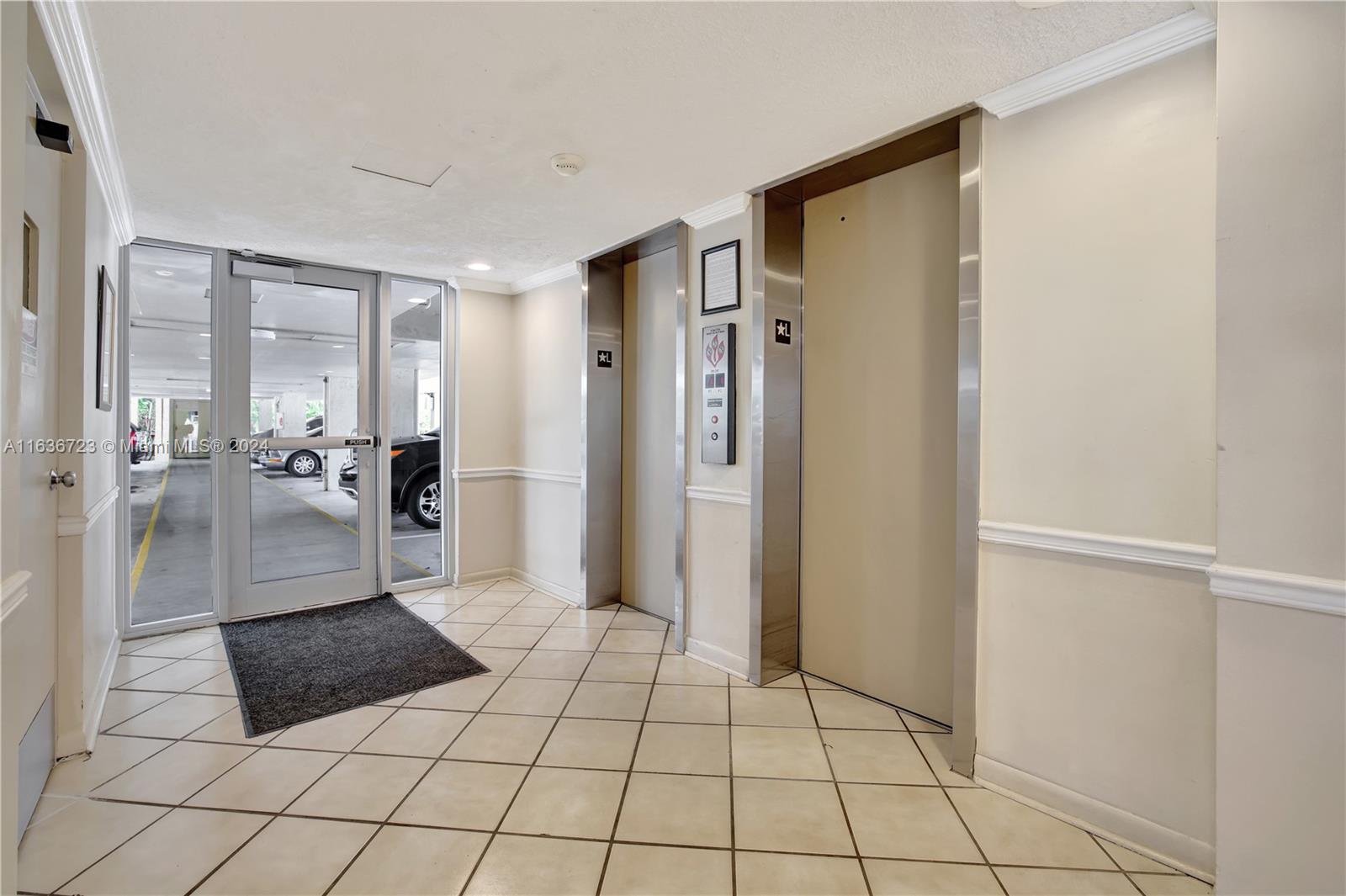 1050 SE 15th St # 203