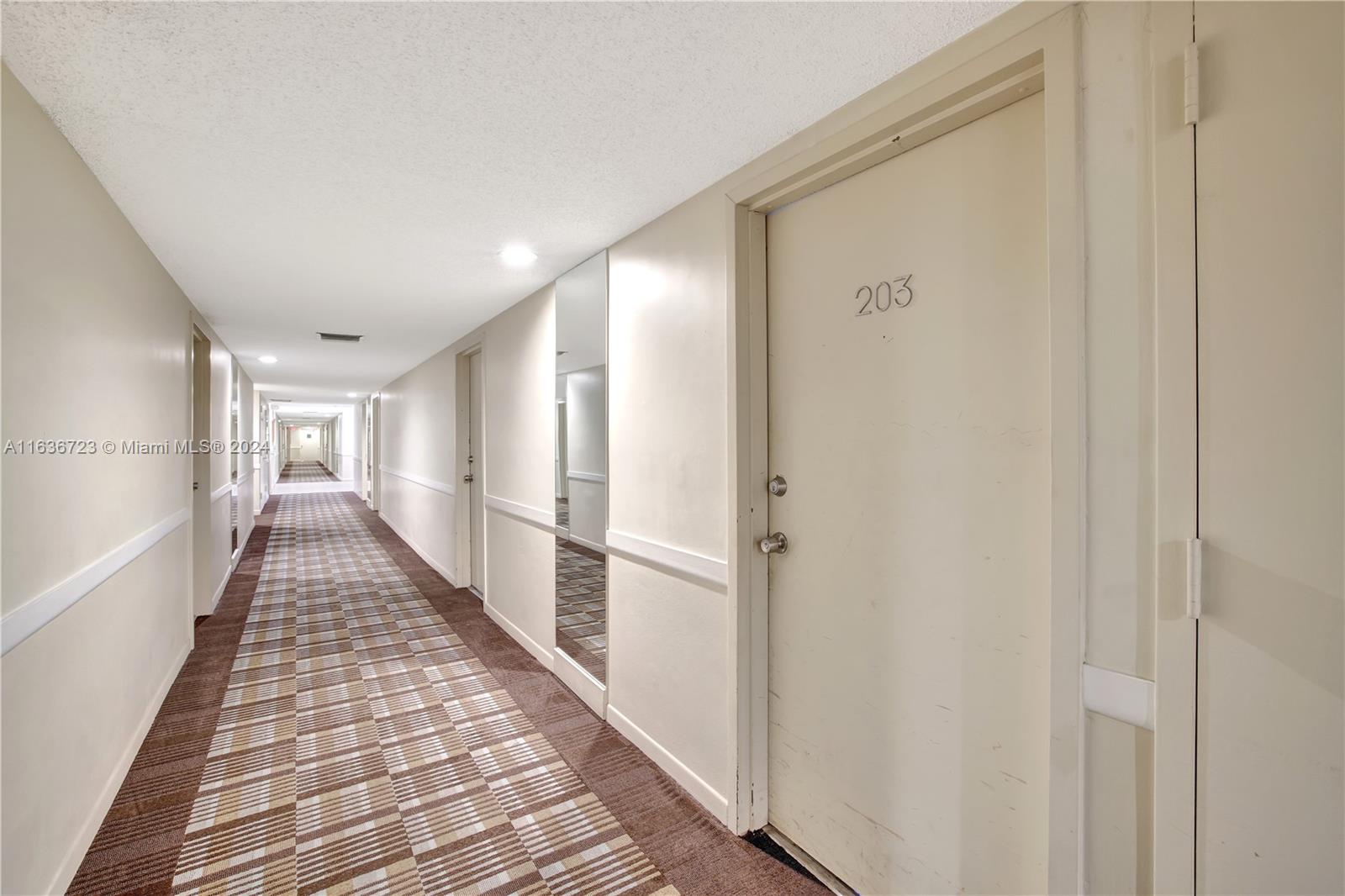 1050 SE 15th St # 203