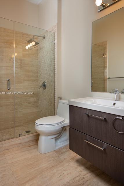 1737 Harbor View Cir