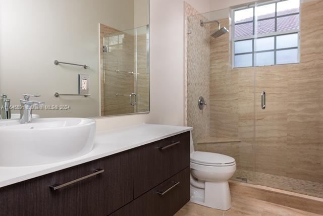 1737 Harbor View Cir