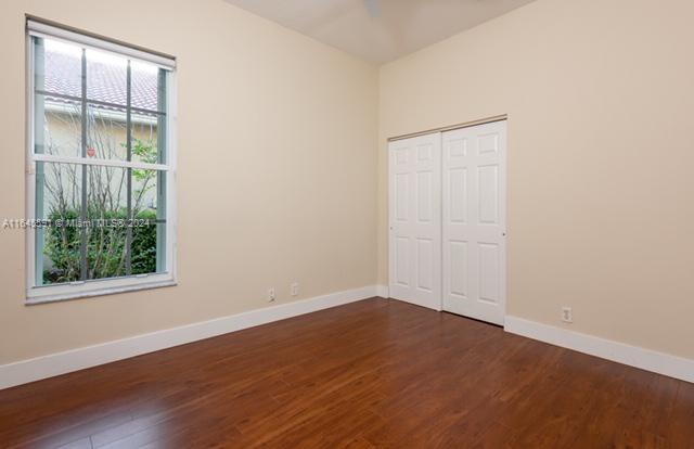 1737 Harbor View Cir
