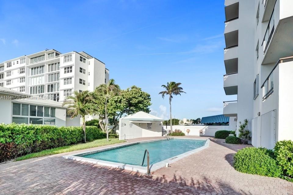 1500 S Ocean Blvd # 1608