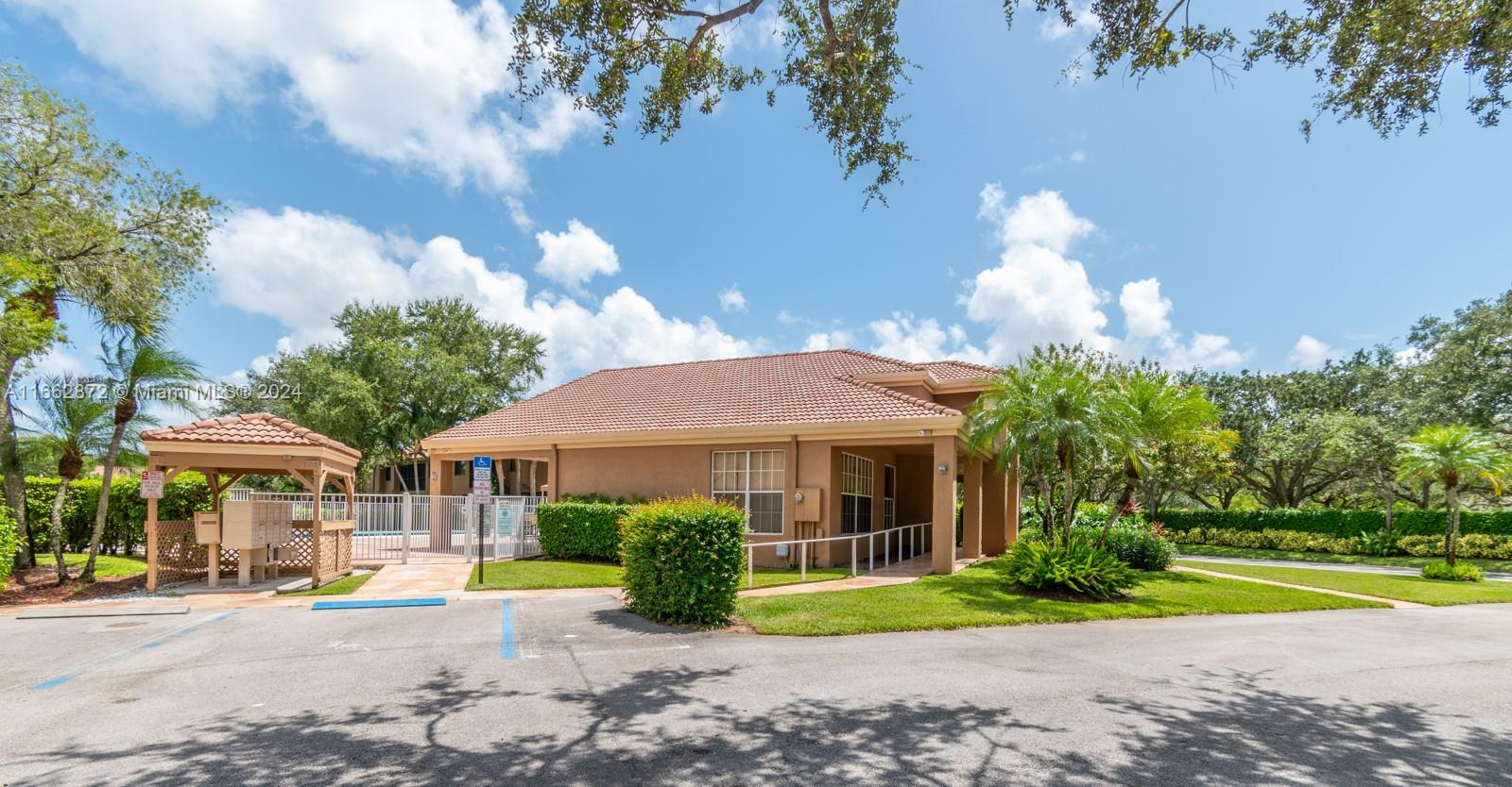 7525 NW 61st Ter # 3103