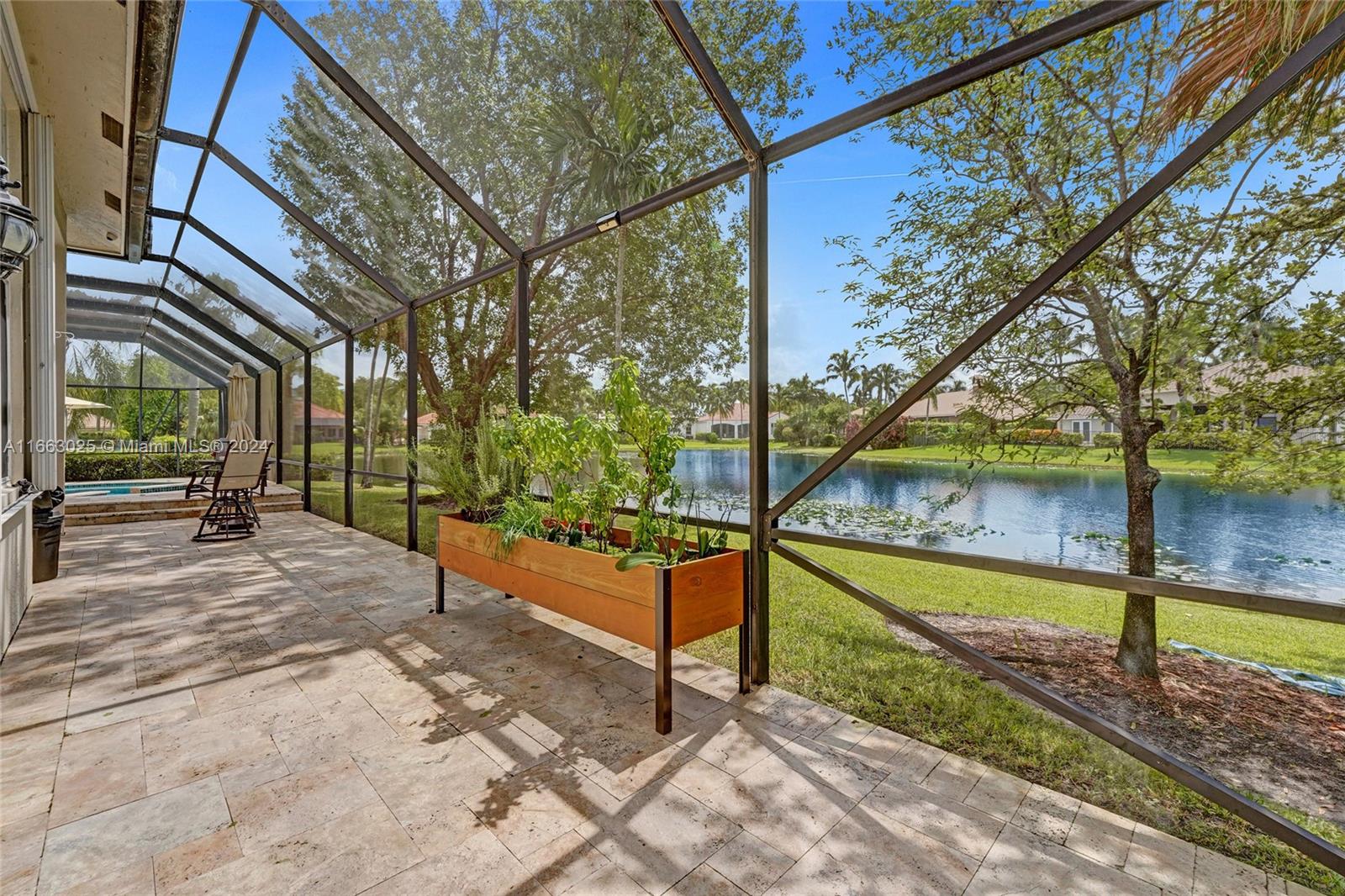 2496 Provence Cir