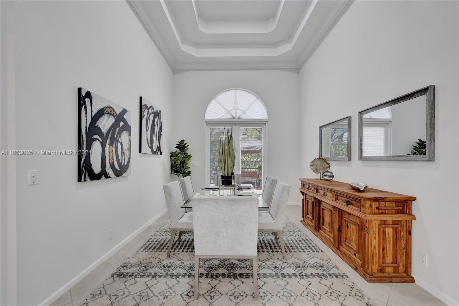 2496 Provence Cir