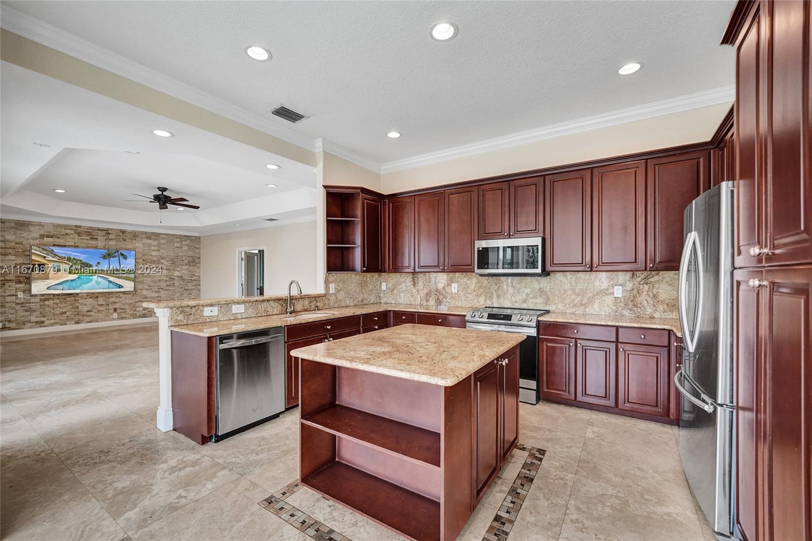 2569 Jardin Way