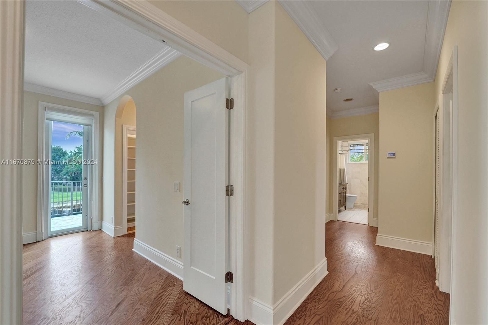 2569 Jardin Way