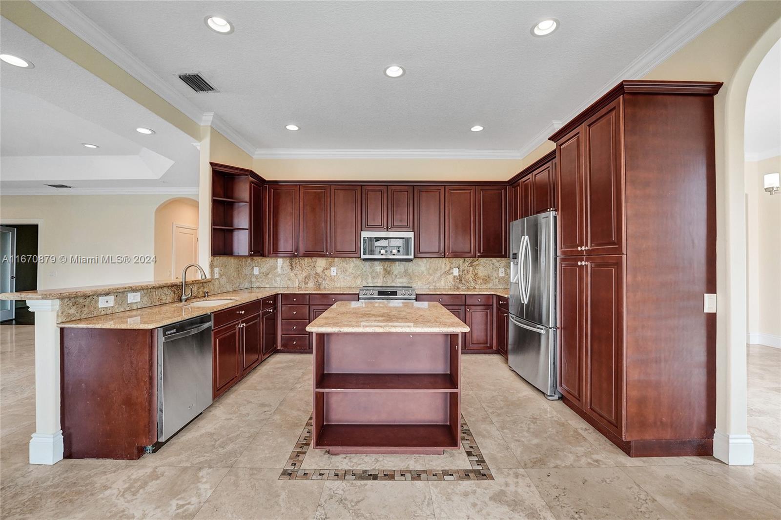 2569 Jardin Way