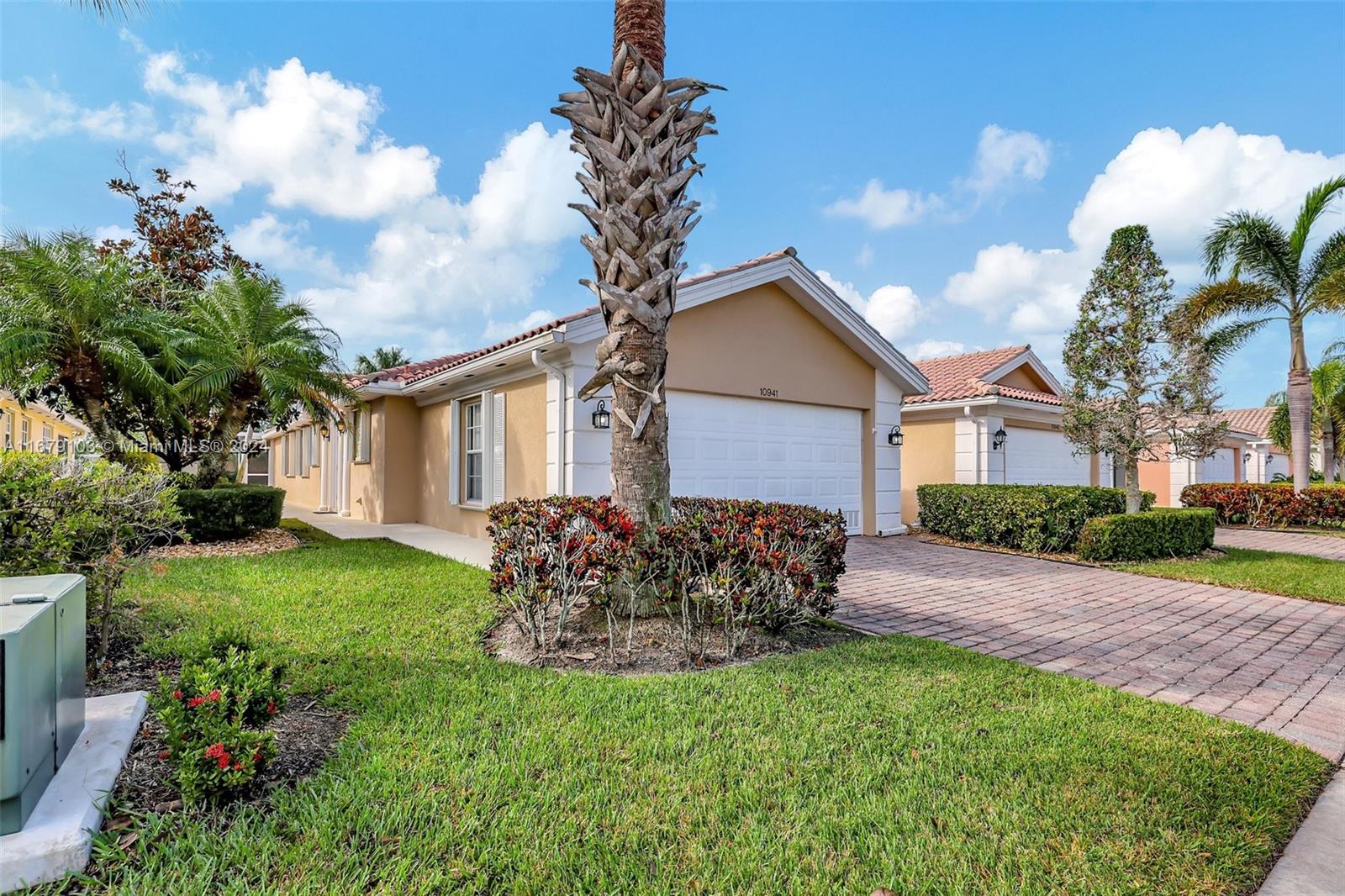 10941 SW Dardanelle Dr, Port St. Lucie