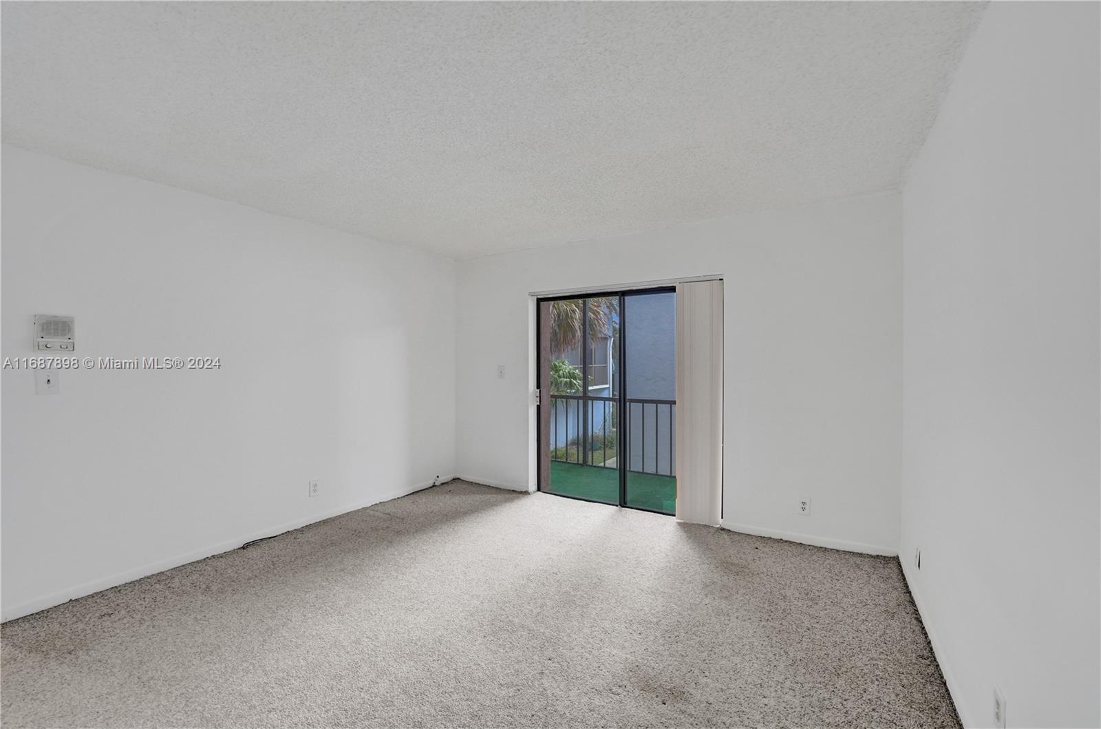 2700 S University Dr # 4B