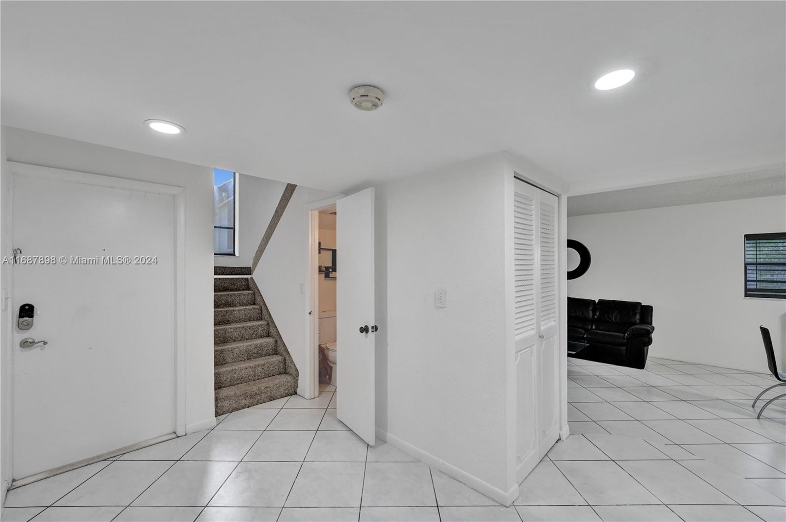 2700 S University Dr # 4B