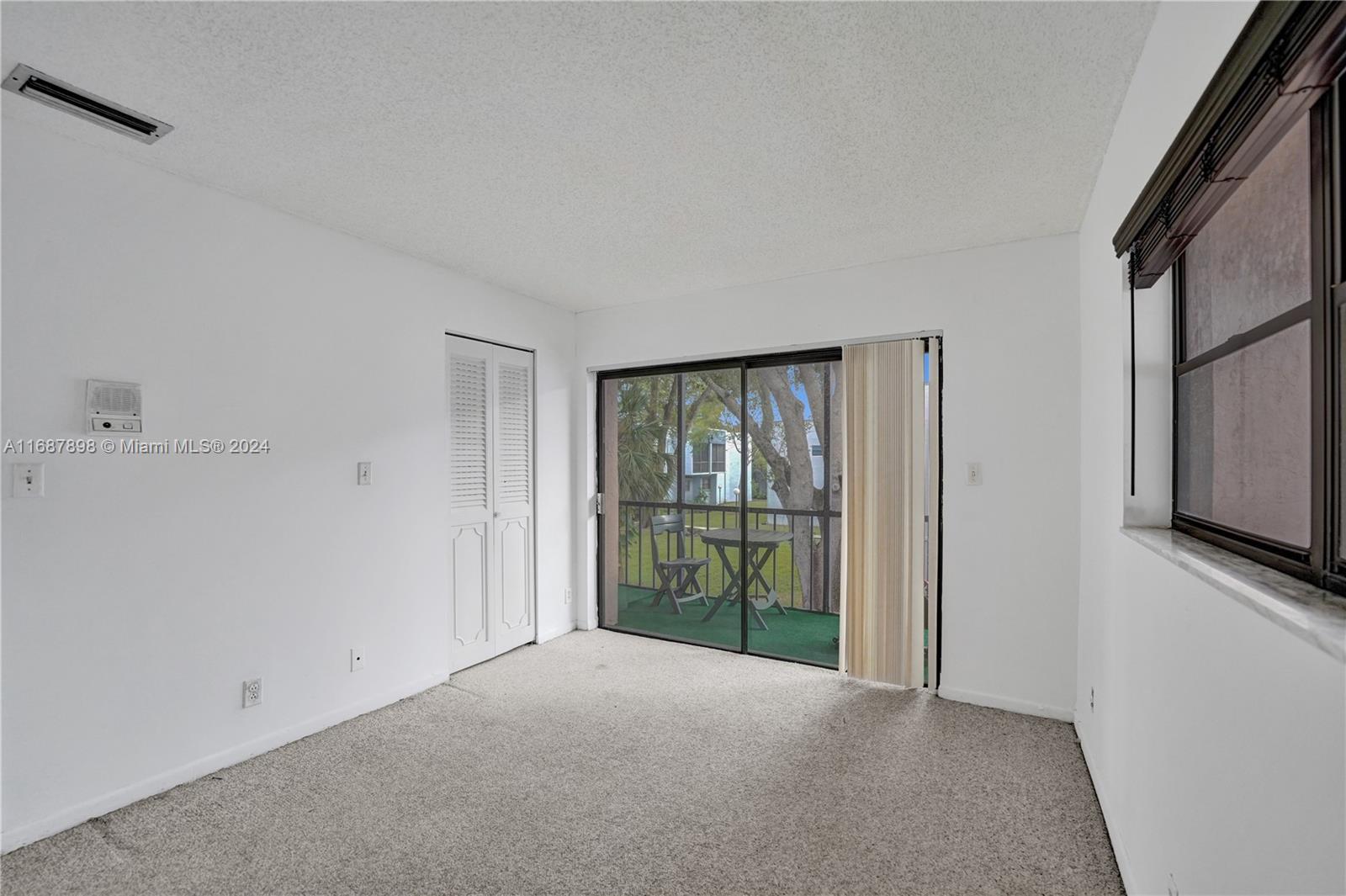 2700 S University Dr # 4B