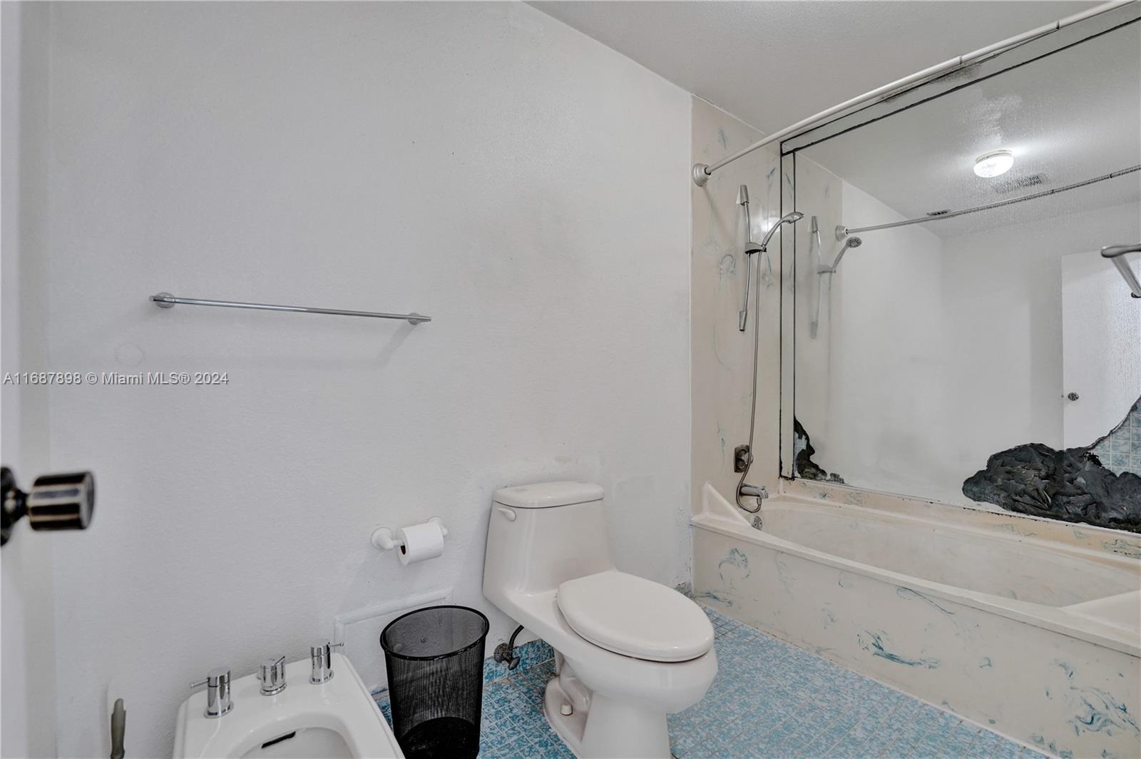 2700 S University Dr # 4B