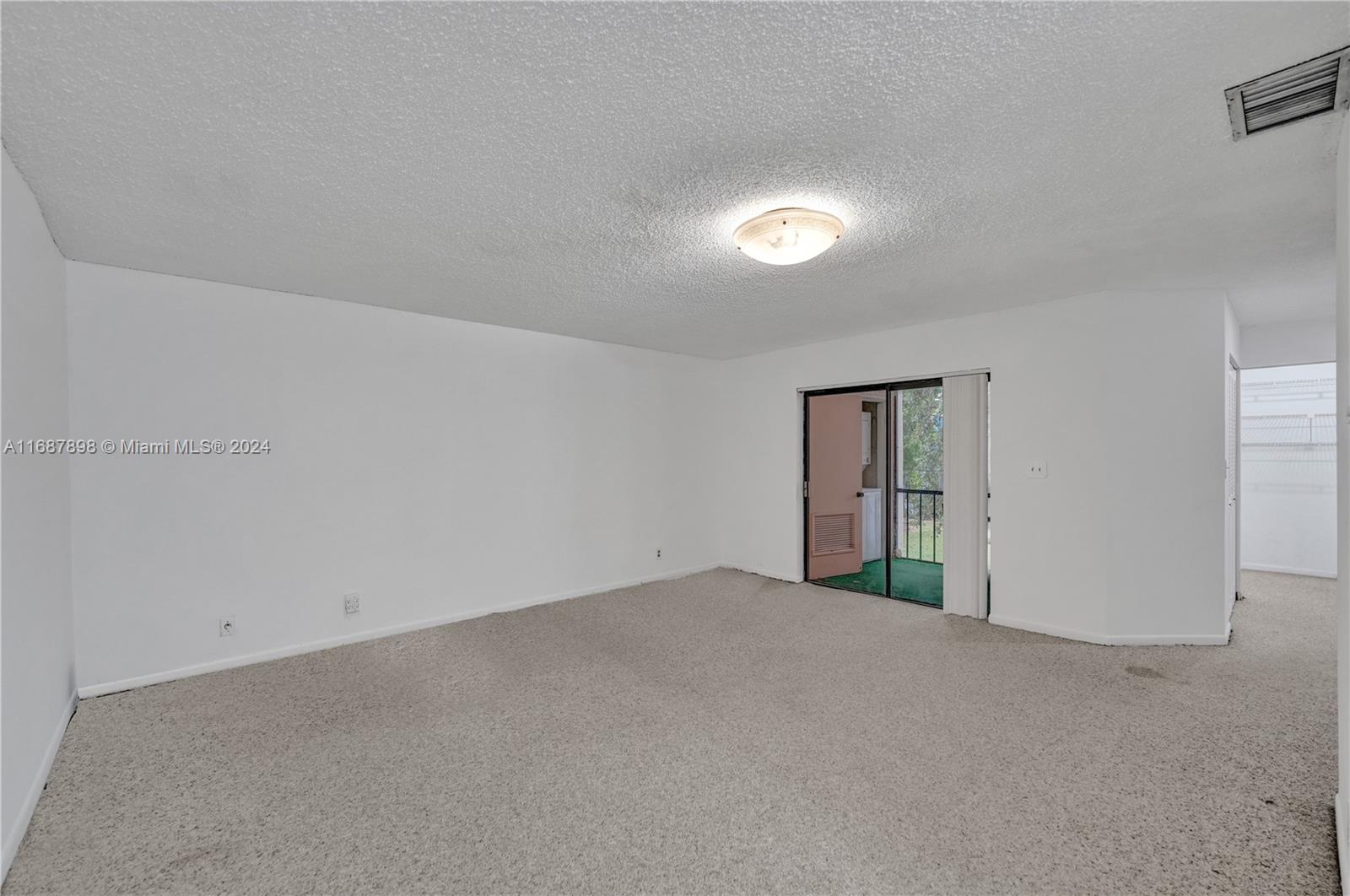 2700 S University Dr # 4B