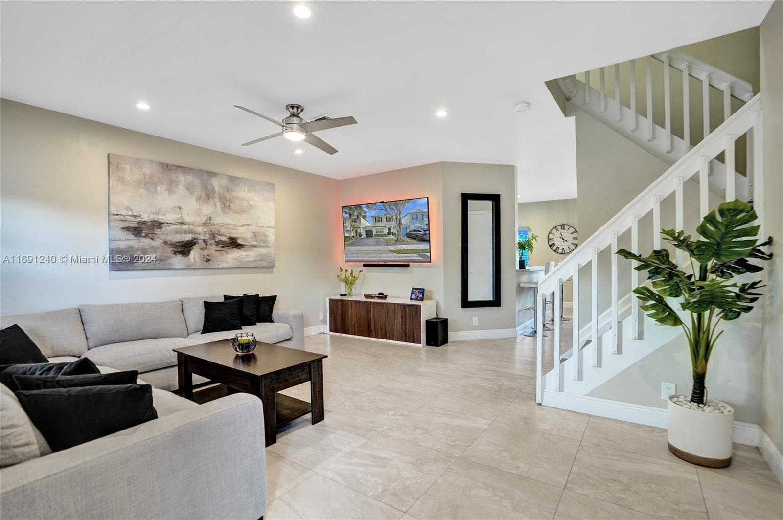 9550 E Plum Harbor Way # 9550