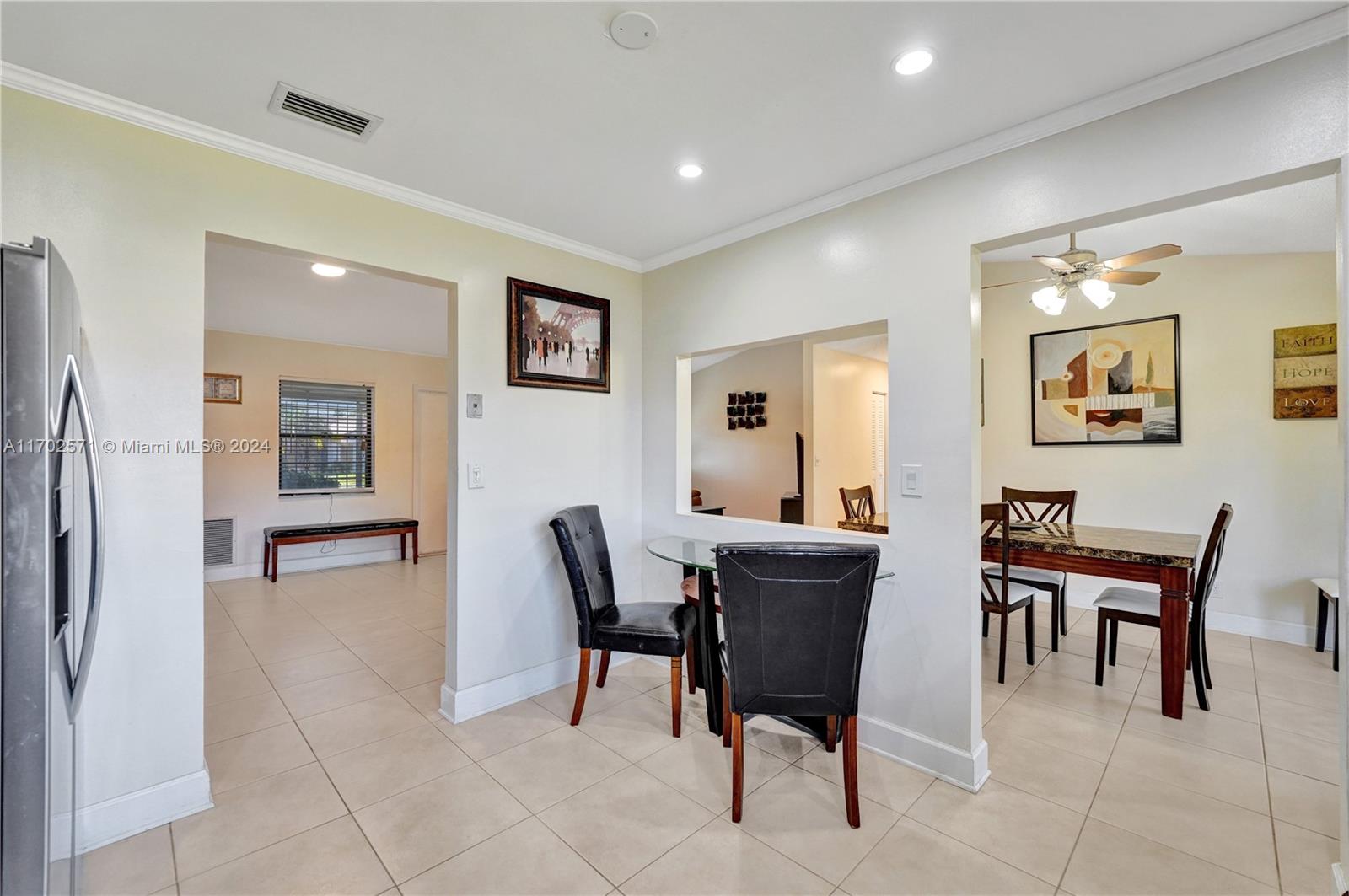 9227 NW 48th St