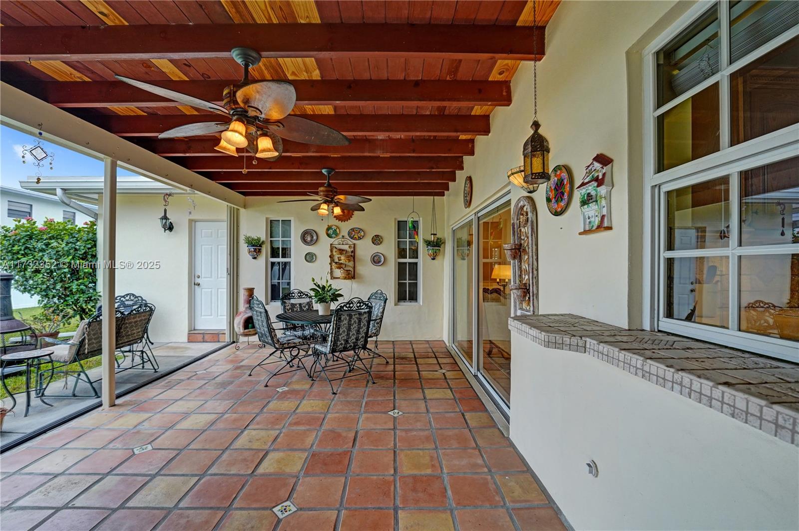 1811 NW 106th Ter
